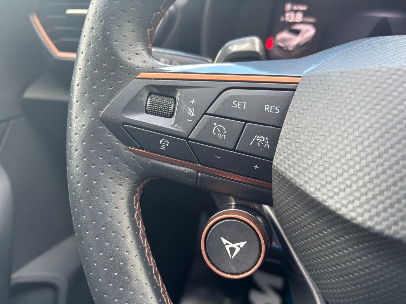 Cupra Formentor VZ 4Drive - Samsaru's Car Outlet