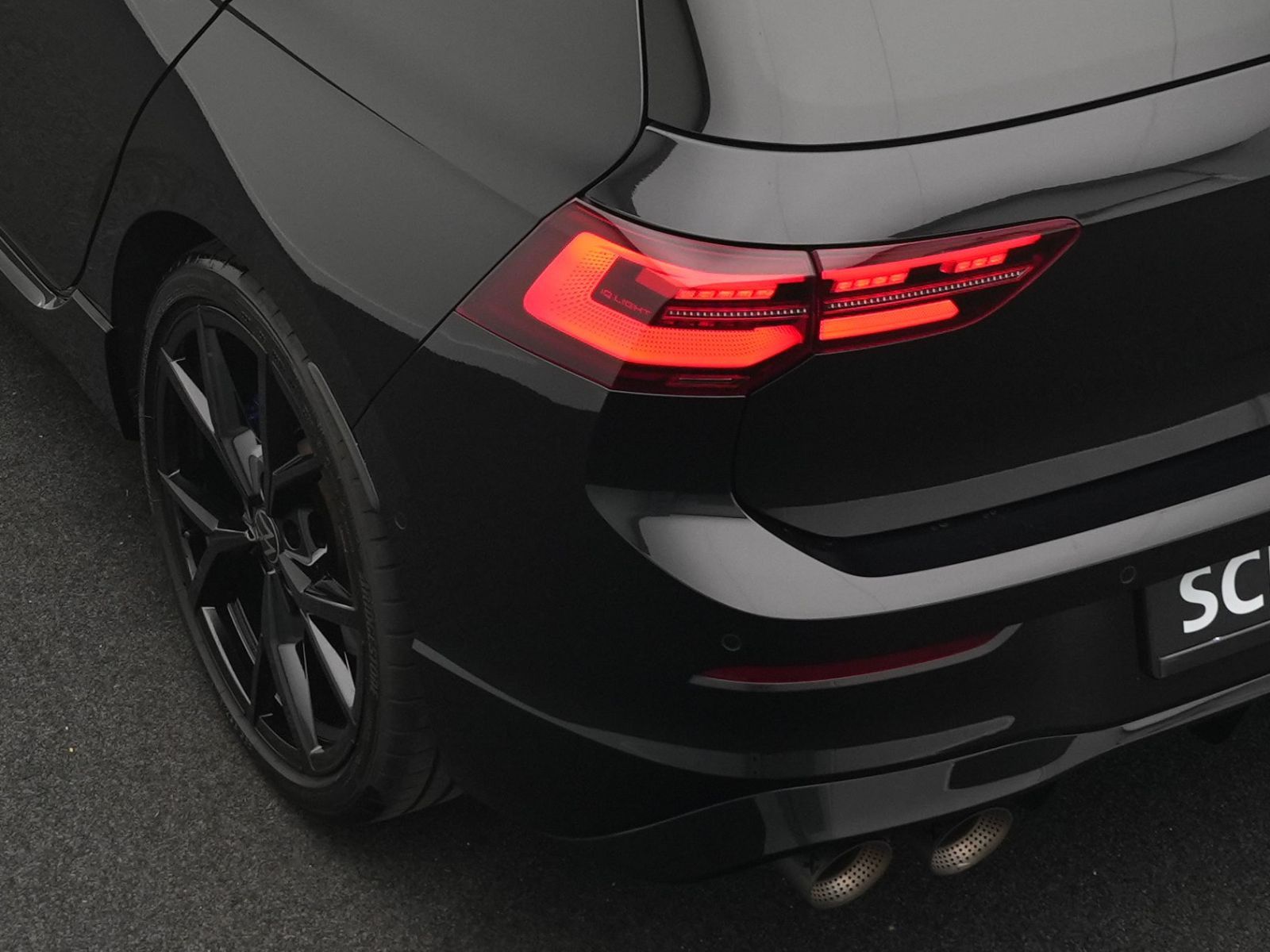 Volkswagen Golf R 2.0 TSI 4motion DSG *R-Perf-Abgas*LEDER*