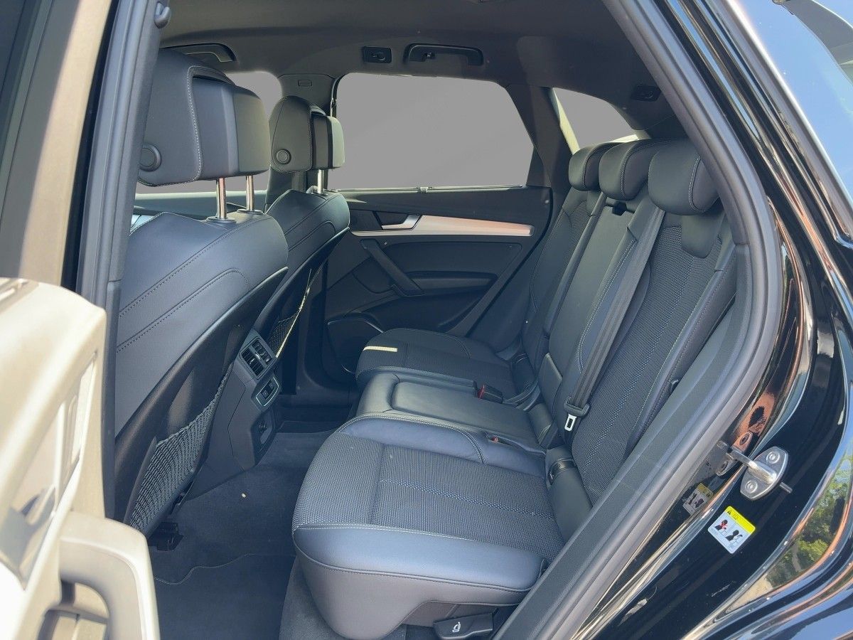 Audi Q5 TFSI e S line 50 quattro S tronic AHZV Matrix