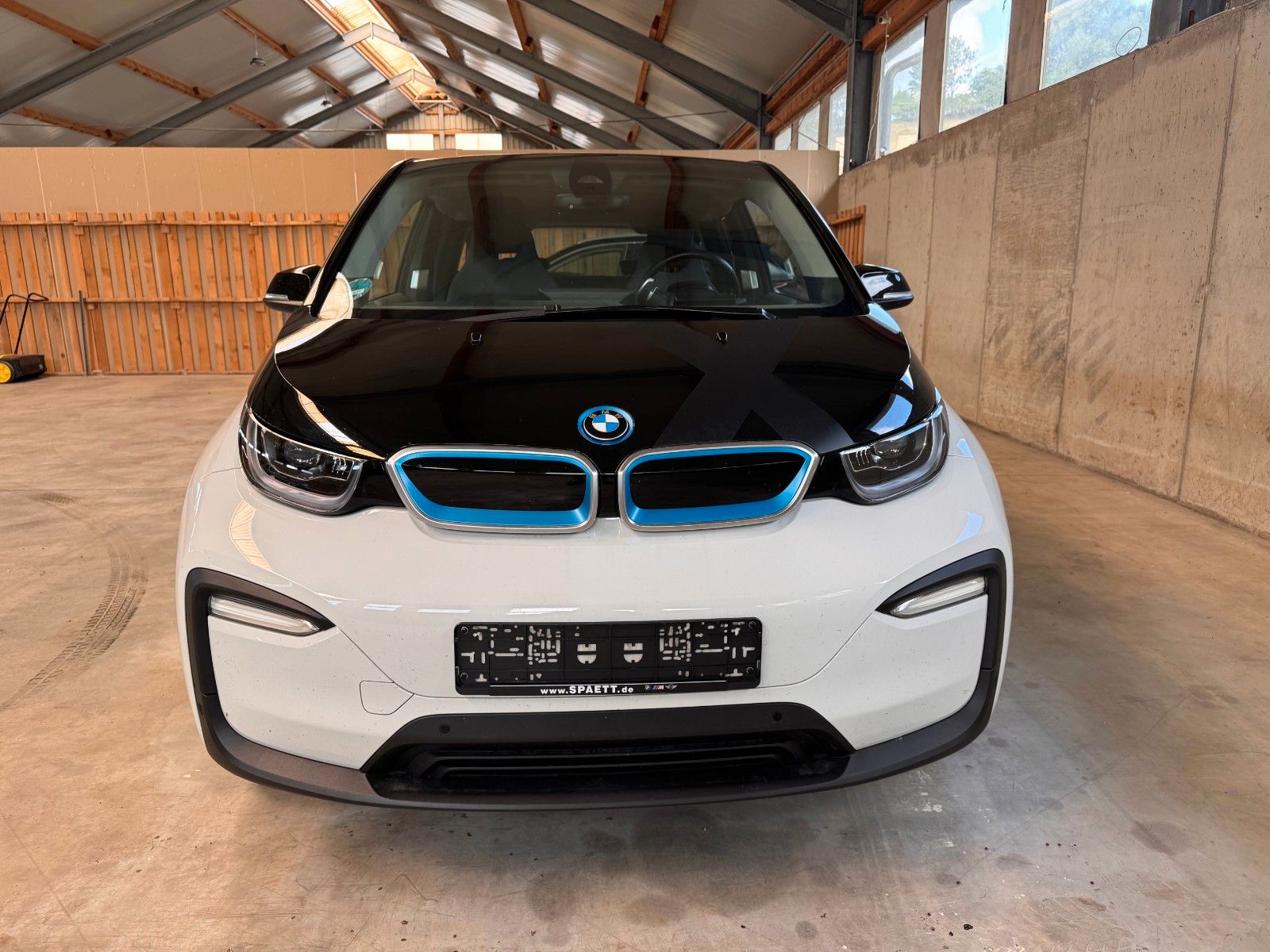 BMW i3 120AH - Samsaru's Car Outlet