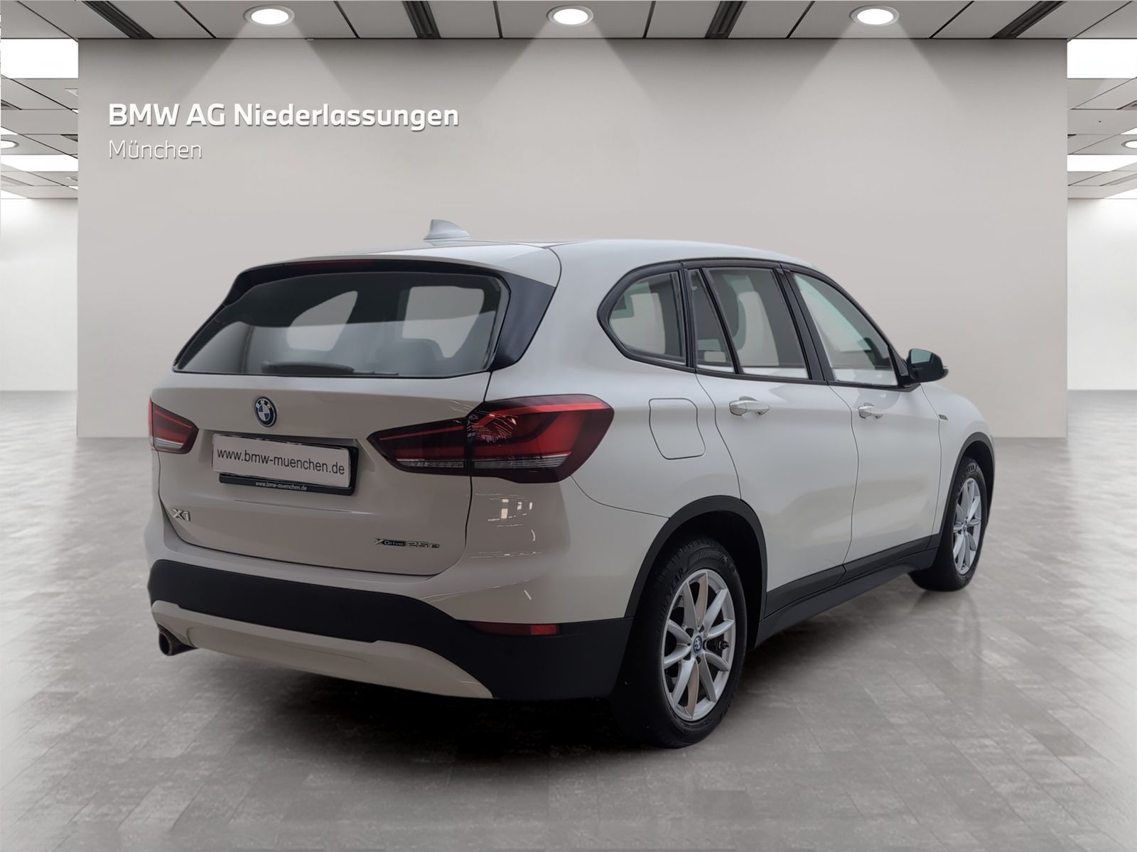 BMW X1 xDrive25e - Samsaru's Car Outlet