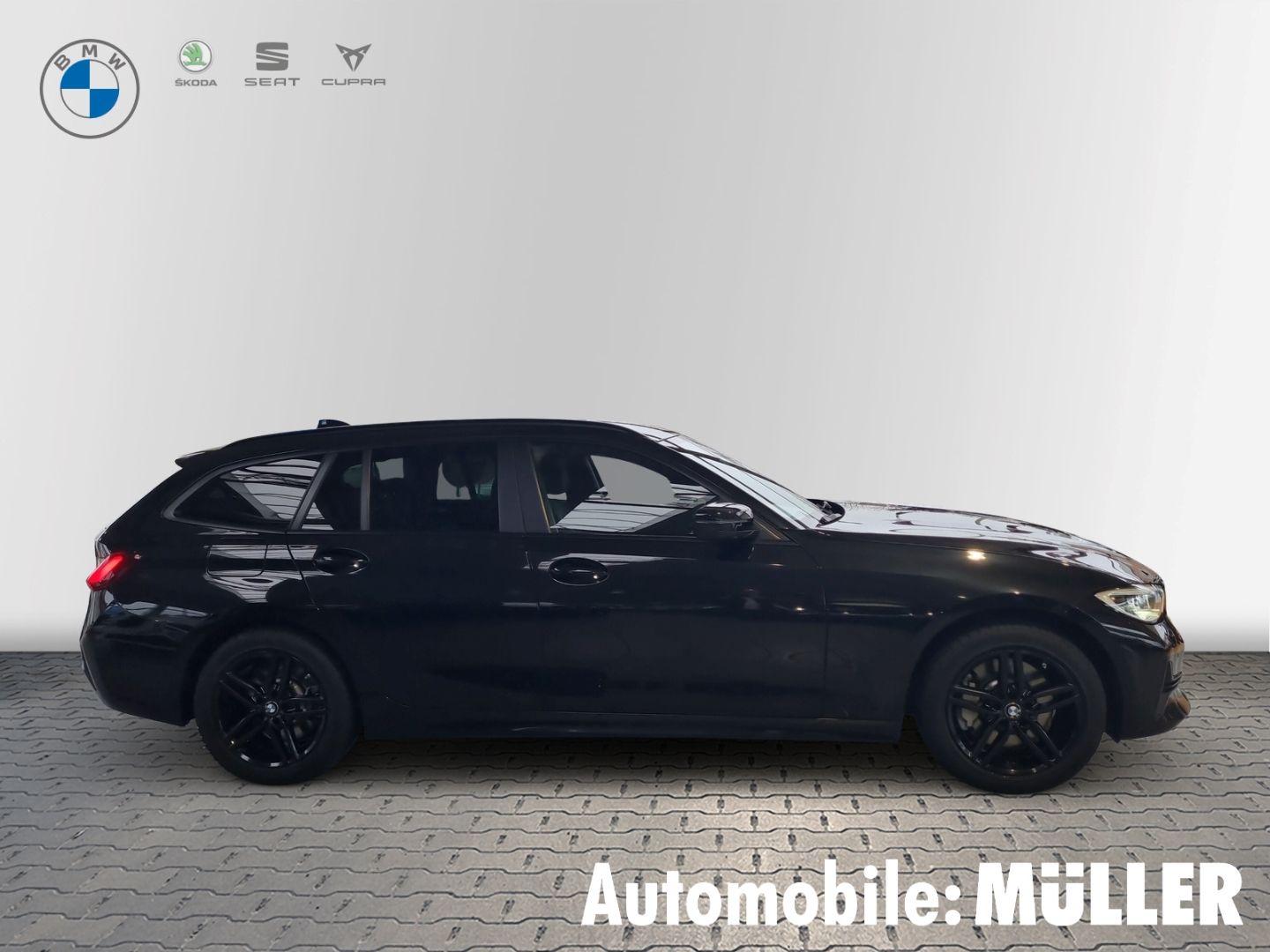 BMW 330 i xDrive Touring - Samsaru's Car Outlet