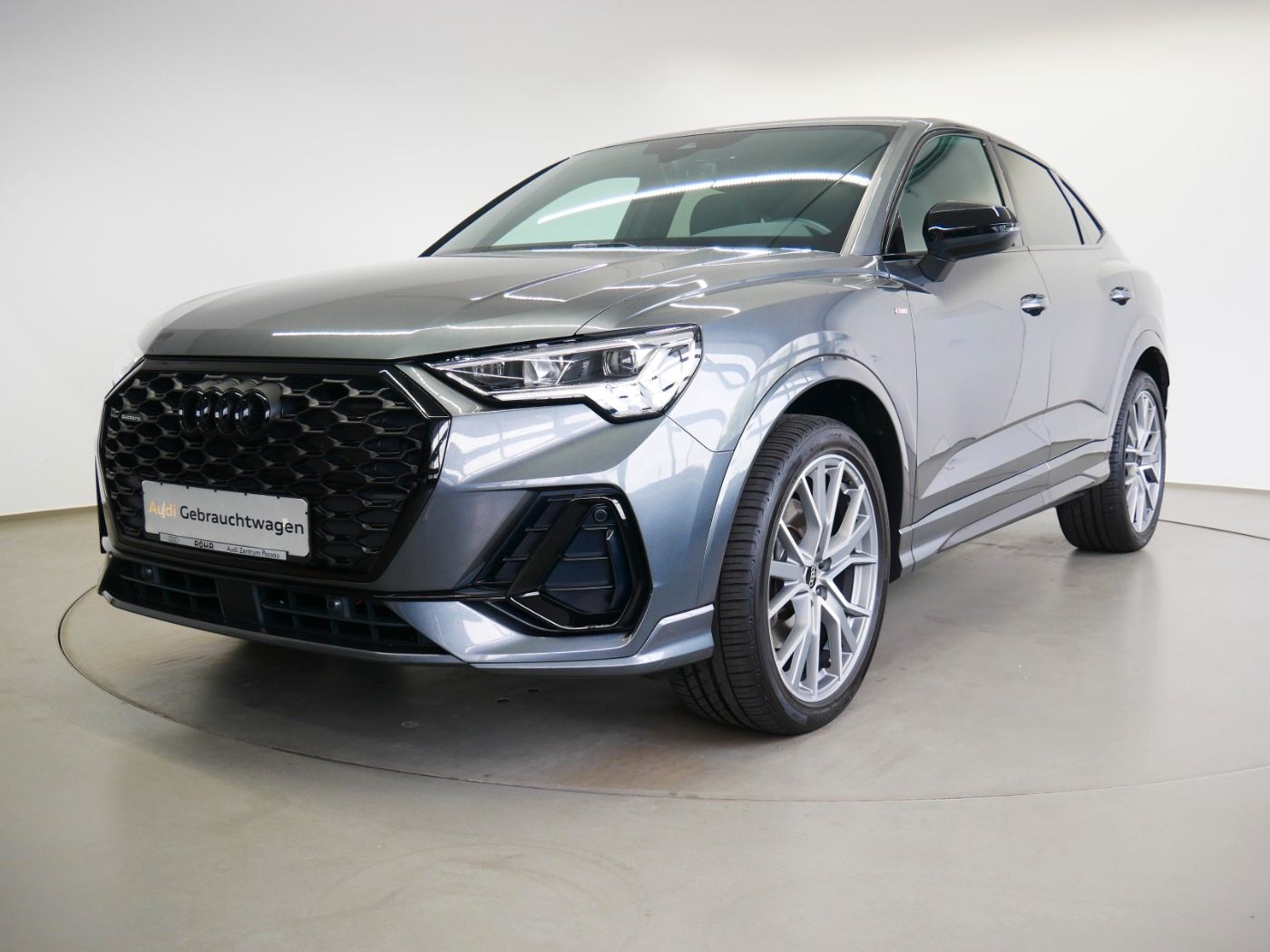 Audi Q3 Sportback 40 TDI quattro S line - Samsaru's Car Outlet
