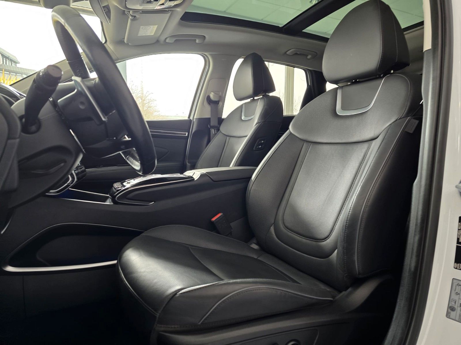 Hyundai Tucson Prime Plug-In Hybrid 4WD - Samsaru's Car Outlet