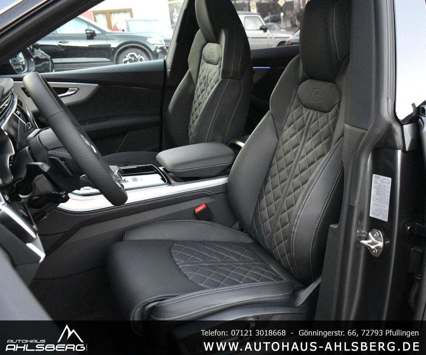 Audi Q8 S-LINE PA MATRIX/MASSA/360°/SOFT/STHZ/PANO/23