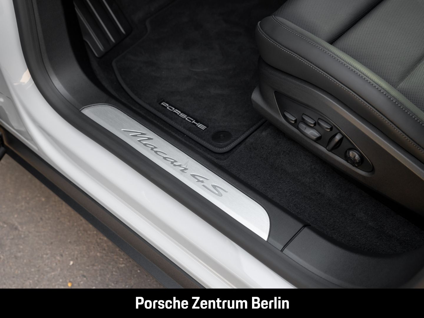 Porsche Macan 4S BOSE Luftfederung Panorama InnoDrive