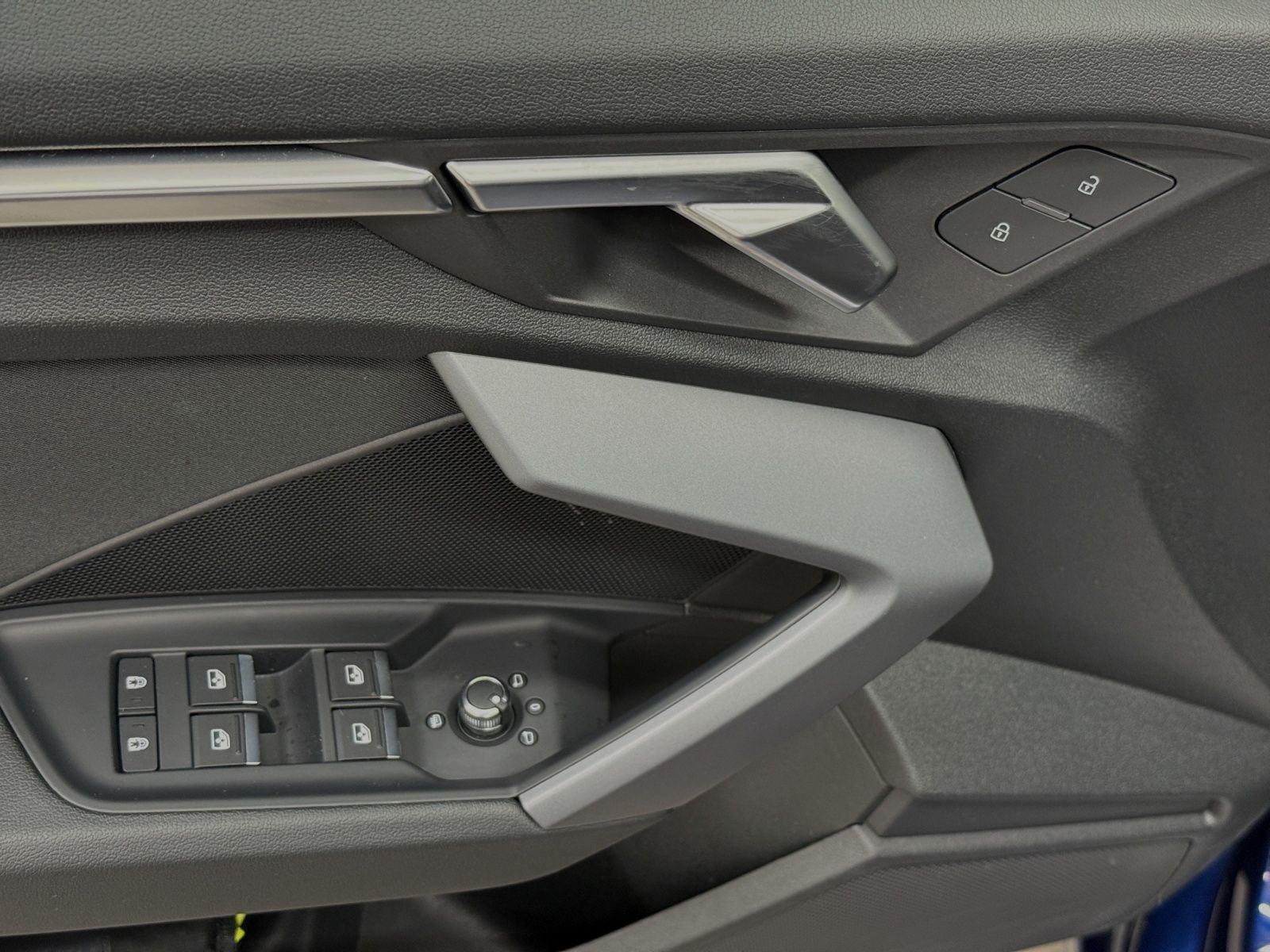 Audi A3 Sportback 30 TFSI ADVANCED - Samsaru's Car Outlet