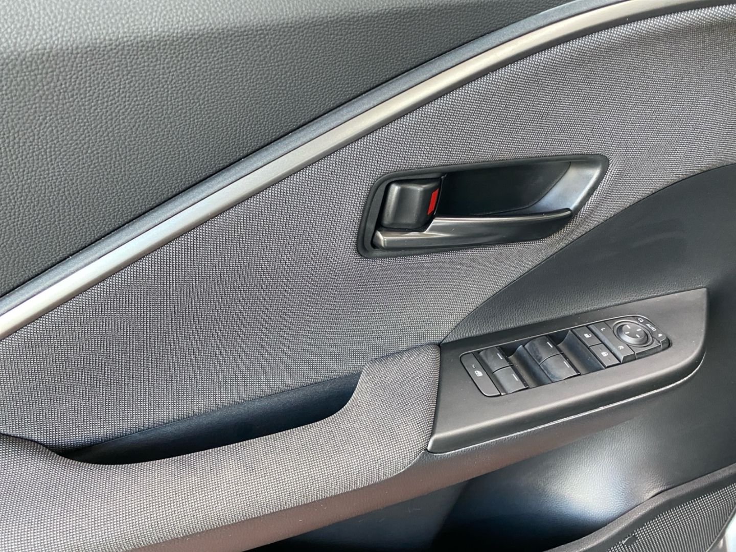 Toyota C-HR 1.8 Hybrid Teamplayer *LED*ACC*CAM*el Heck*