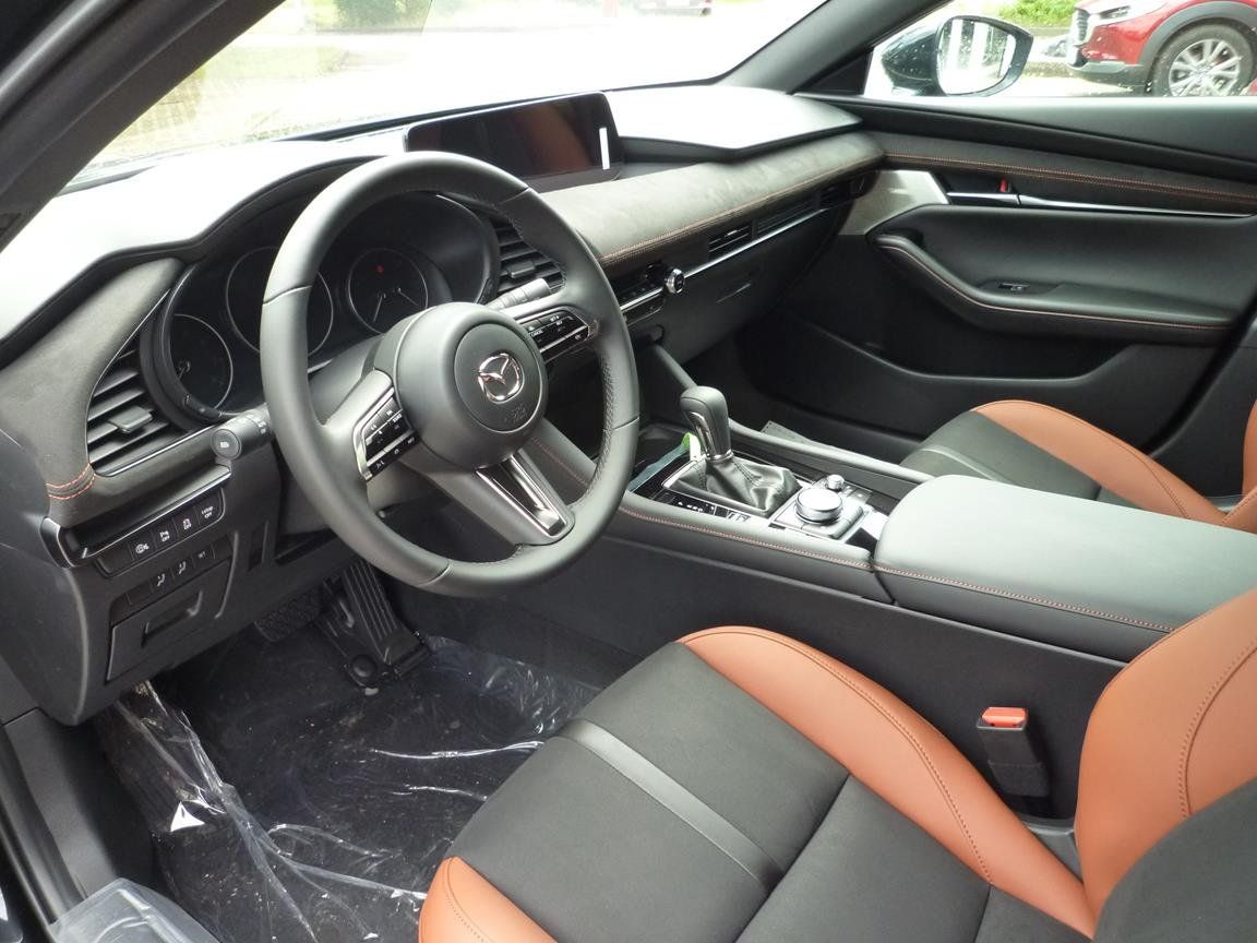 Mazda 3 2.0L e-SKYACTIV X 186 6AT Nagisa