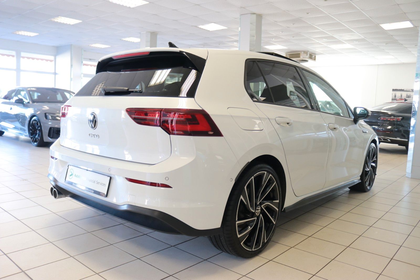Volkswagen Golf VIII GTD AHK HUD STHZ Matrix Pano Kamera