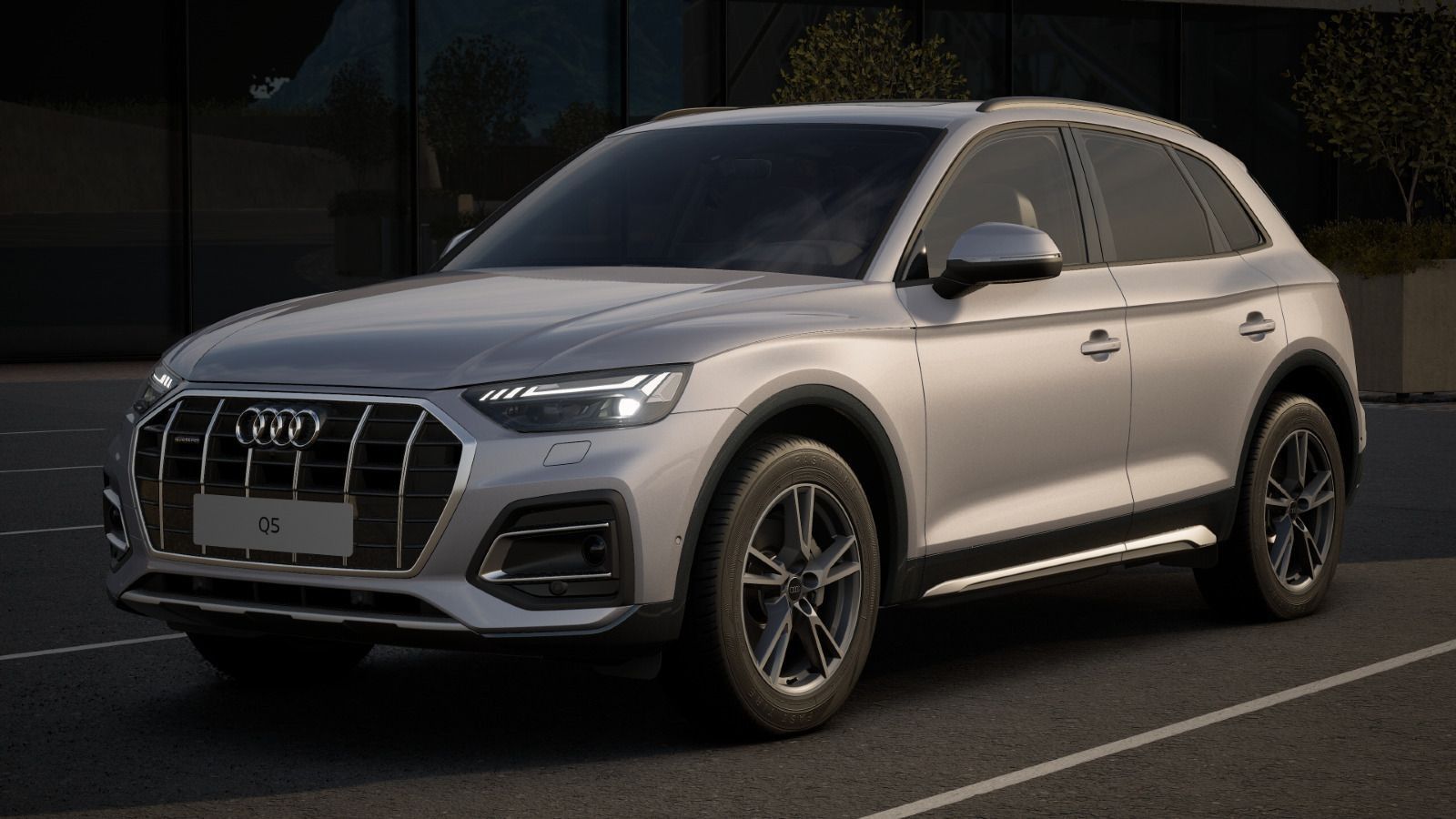 Audi Q5 45 TFSI quattro advanced - Samsaru's Car Outlet