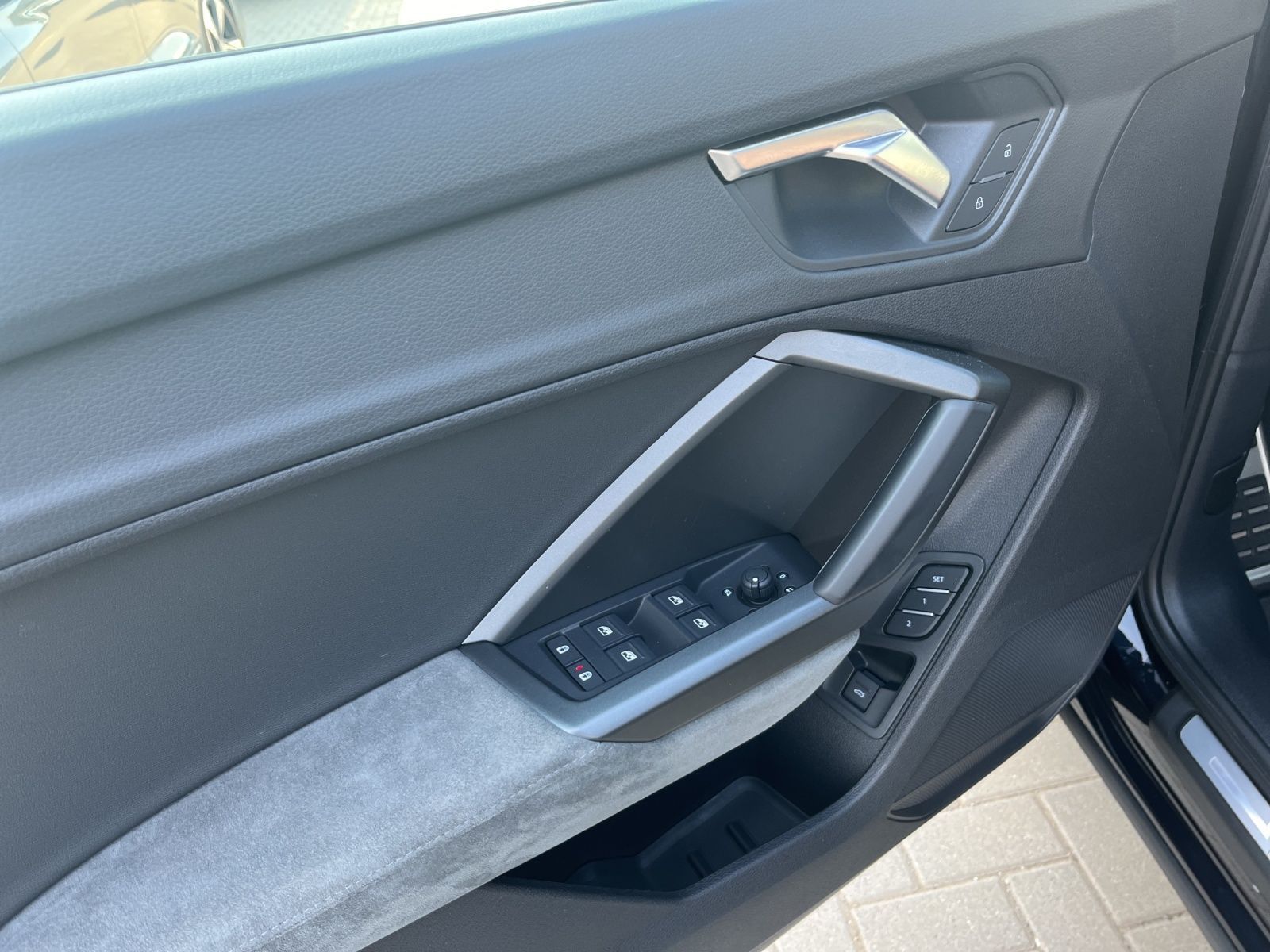 Audi Q3 Sportback 45 TFSI S tronic S line - Samsaru's Car Outlet
