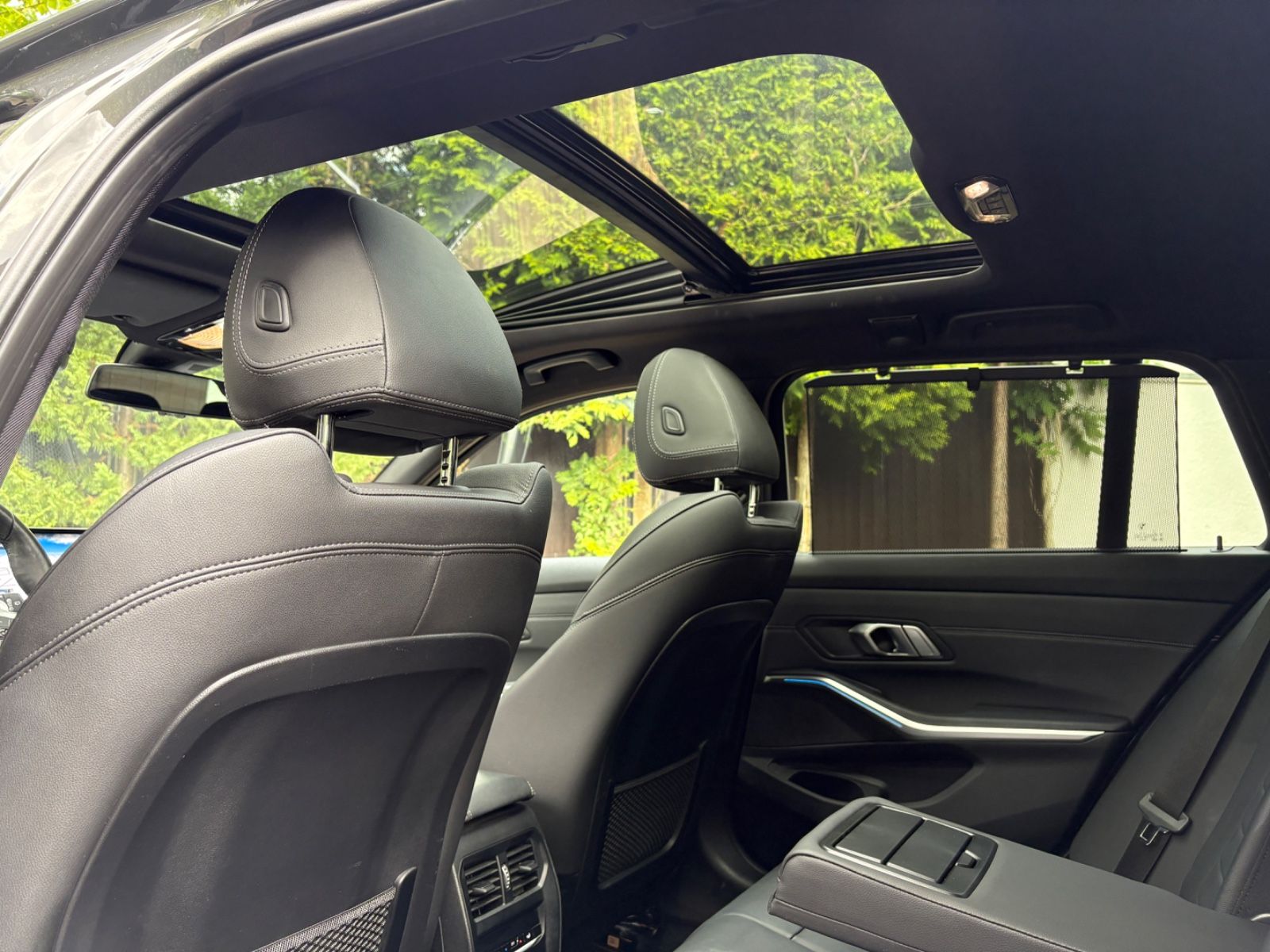 BMW 320d xDrive M Sport - Samsaru's Car Outlet