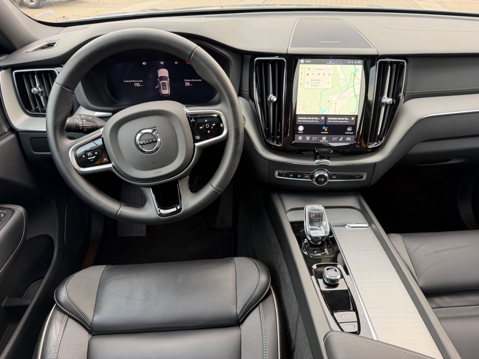 Volvo XC60 Polestar Engineered Recharge Plug-In Hybrid