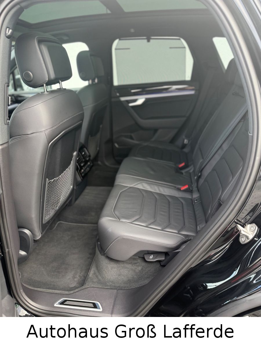 Volkswagen Touareg R-Line 4Motion 360 Kam Head Up Pano