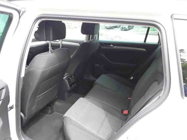 Volkswagen Passat Variant 2.0 TDI Business - Samsaru's Car Outlet
