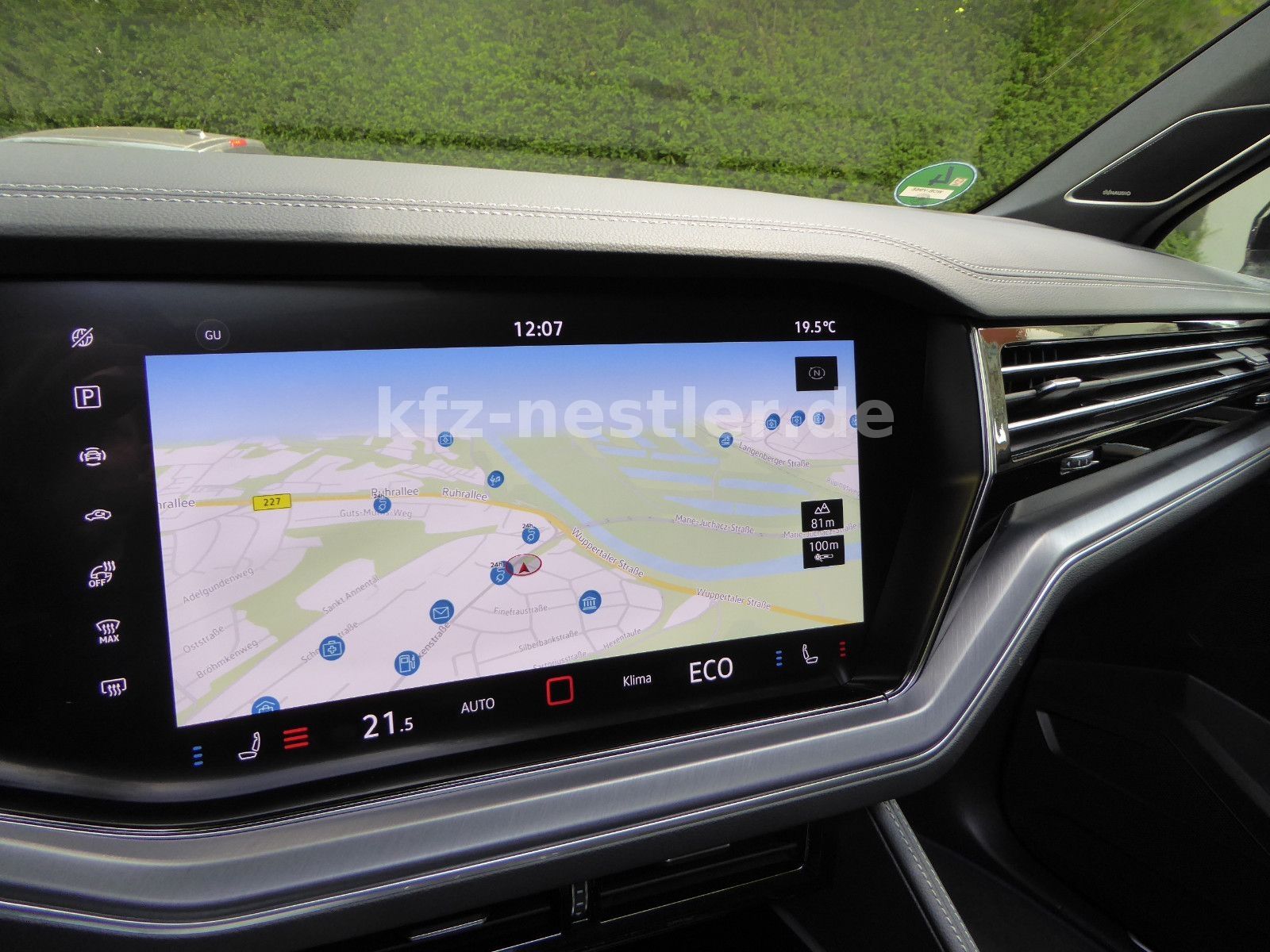 Volkswagen Touareg R eHybrid Pano/21"/AHK/HUD/Dynaudio/ACC