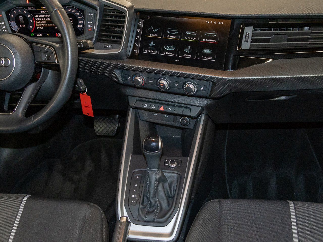 Audi A1 Sportback 25 TFSI S line virtCo Spurhalte PDC