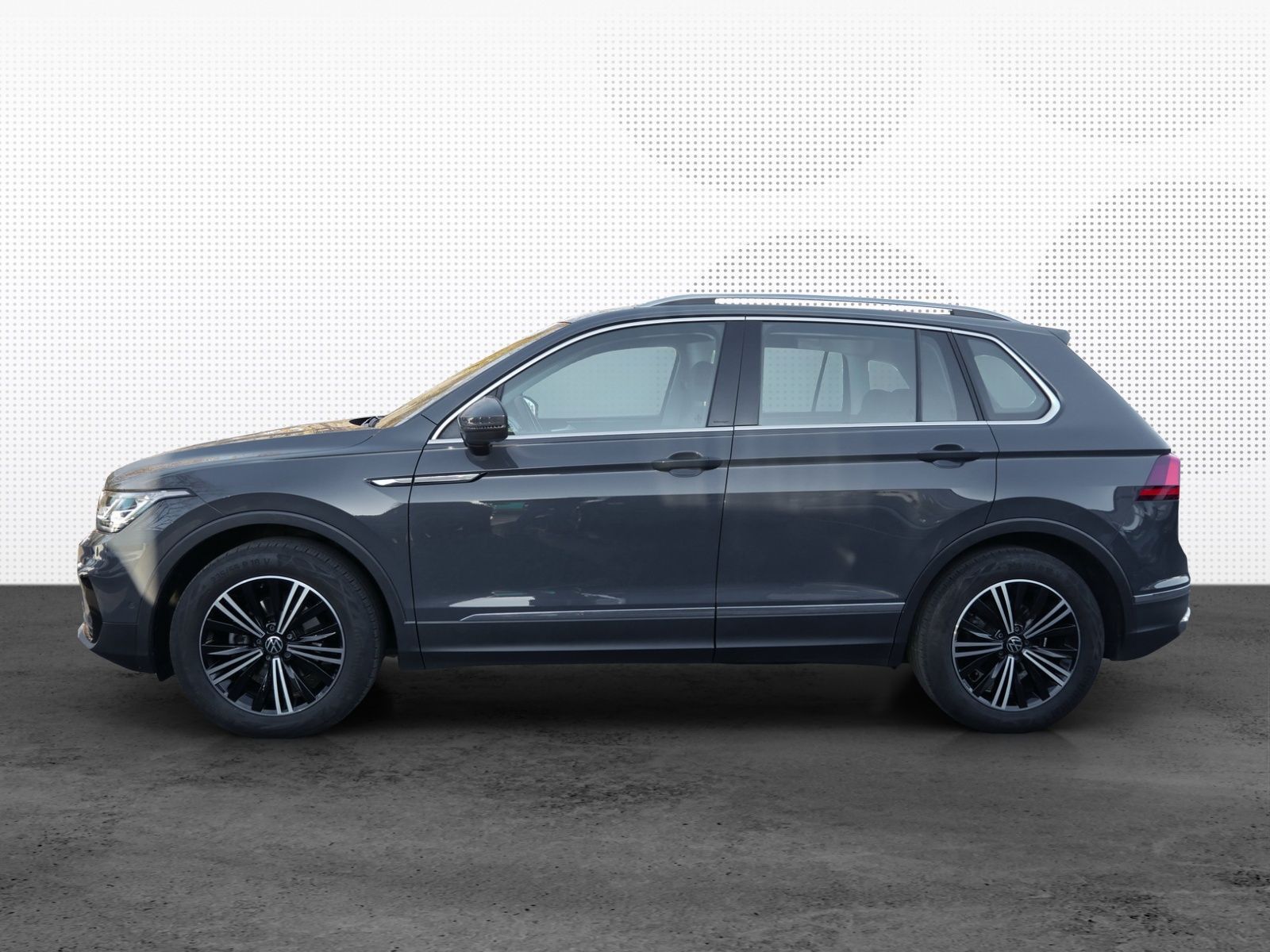 Volkswagen Tiguan Elegance 2.0 TDI - Samsaru's Car Outlet