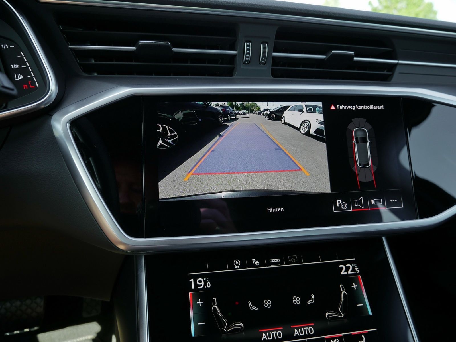 Audi A6 Avant 50 TDI quattro S line - Samsaru's Car Outlet