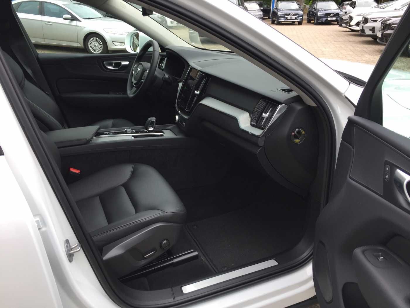 Volvo XC60 XC 60 T6 Plus Bright Recharge Plug-In Hybri