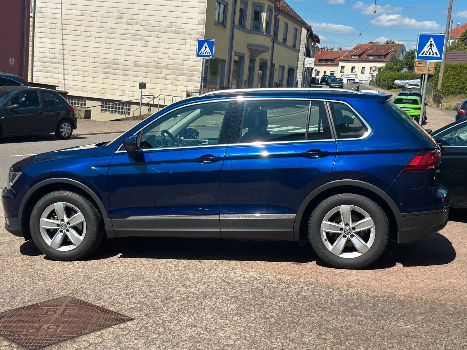 Volkswagen Tiguan Comfortline - Samsaru's Car Outlet