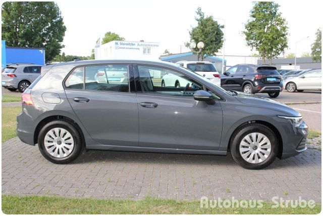 Volkswagen Golf VIII 1.0 TSI - Samsaru's Car Outlet