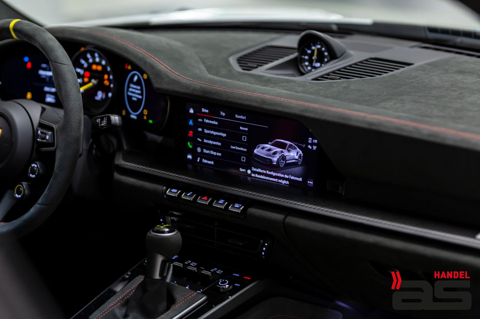 Porsche 911 992 GT3 RS - Samsaru's Car Outlet