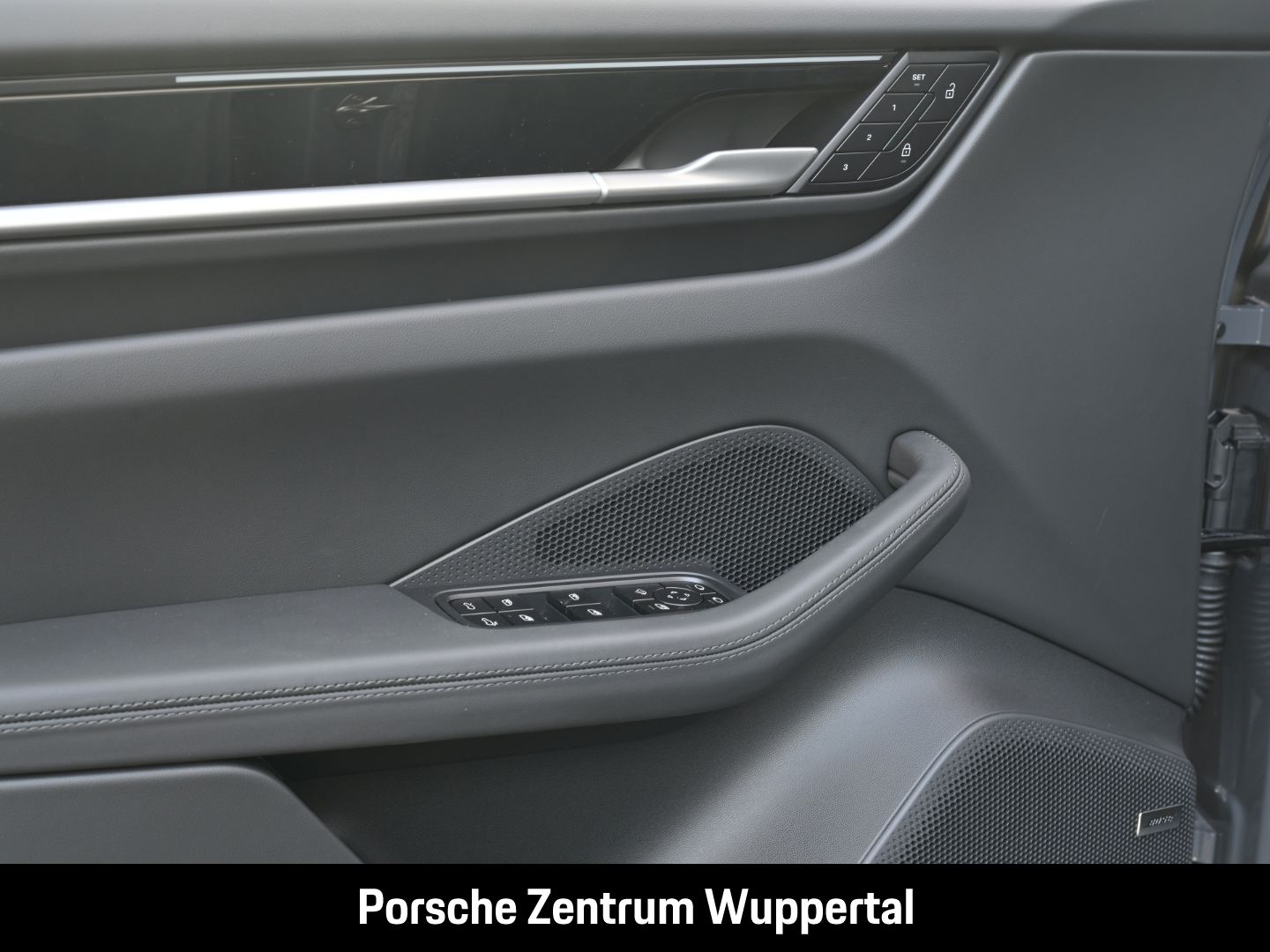 Porsche Macan 4S BOSE LED Surround-View Abstandstempomat