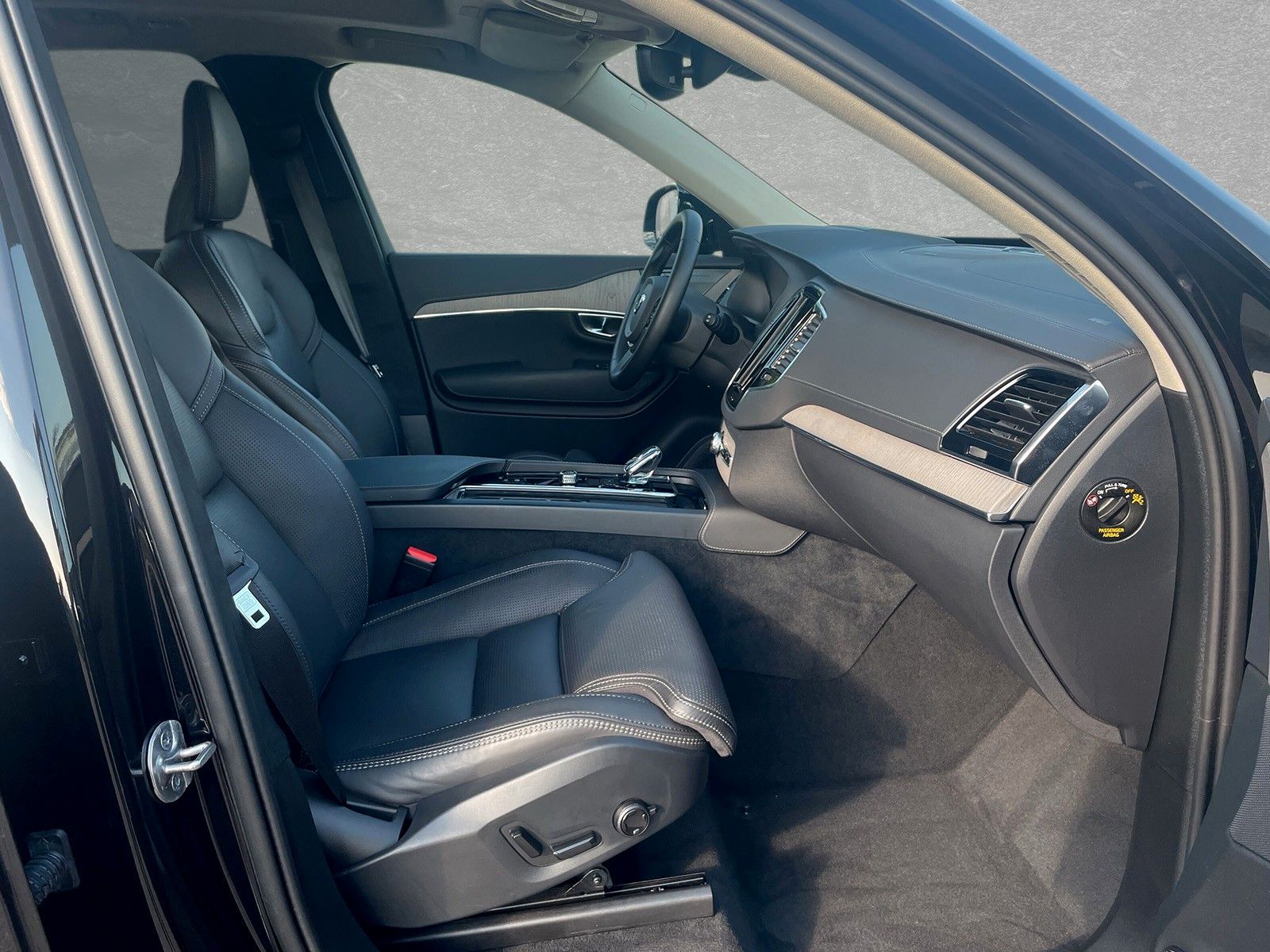Volvo XC90 T8 AWD Recharge Ultra Dark 7-Sitzer AHK SD