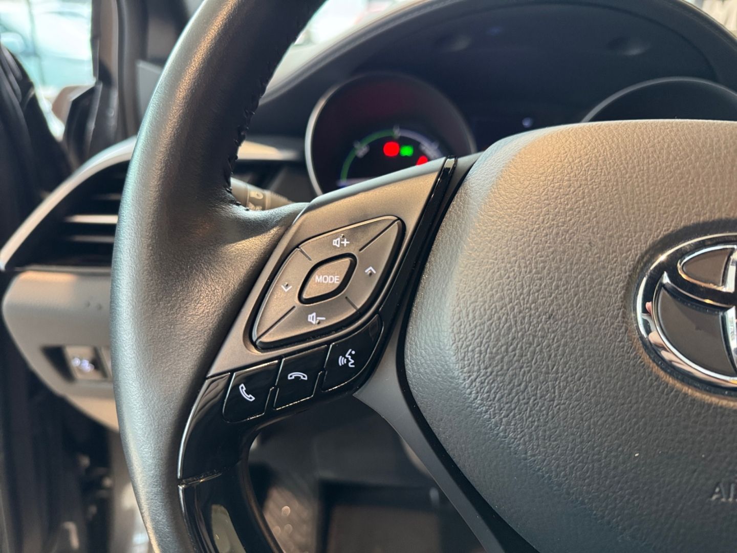 Toyota C-HR 2.0 Hybrid Team D *LED*Navi*CAM*CarPlay*SHZ