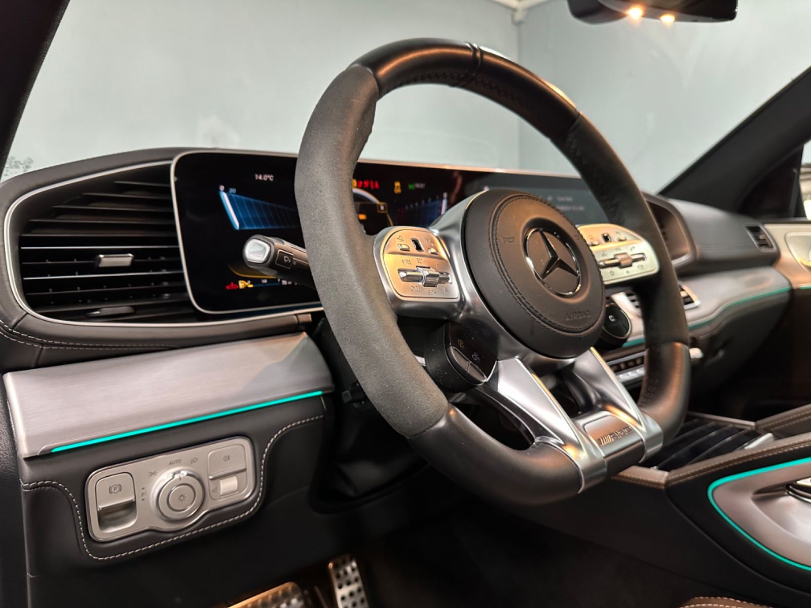 Mercedes-Benz GLE 63 S 4MATIC+ *PANORAMA*NIGHT*VMAX*MULITBEAM*