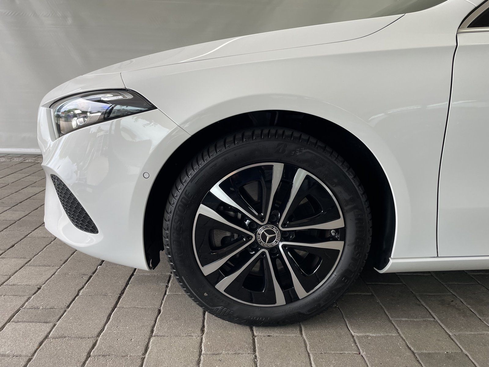 Mercedes-Benz A 250 e ProgAdvPlus - Samsaru's Car Outlet