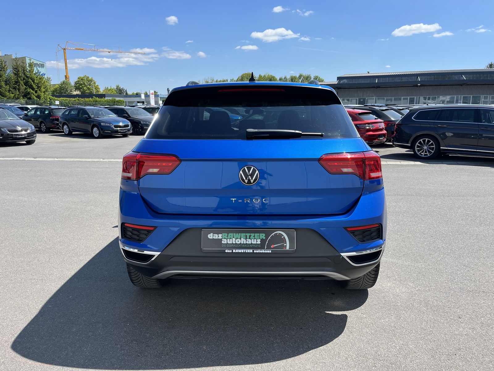 Volkswagen T-Roc 1.5 TSI DSG Style - Samsaru's Car Outlet
