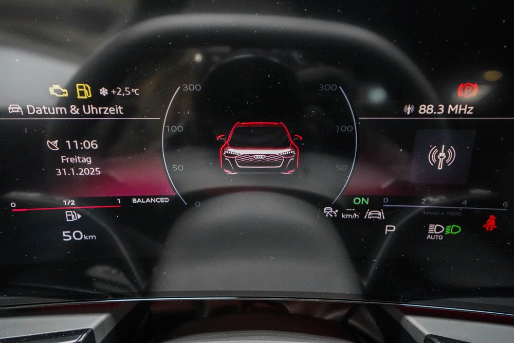 Audi A5 Avant TDI quattro s-tronic S-Line,AHK,B -LAG.