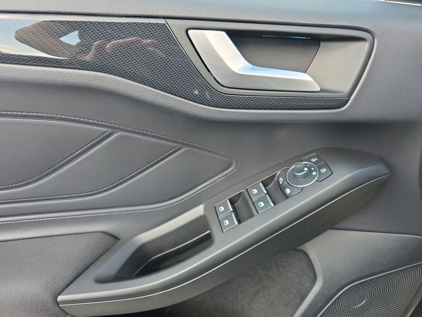Ford Focus Turnier 1.5 EcoBlue Aut. ST-LINE X +AHK+LE