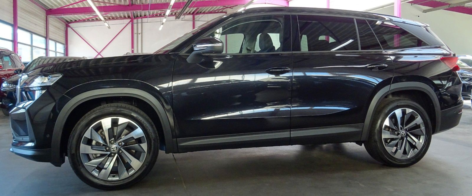 Skoda Kodiaq 2.0 TDI*4X4*7 SITZE*MATRIX*AHK*STHZ*PANO*