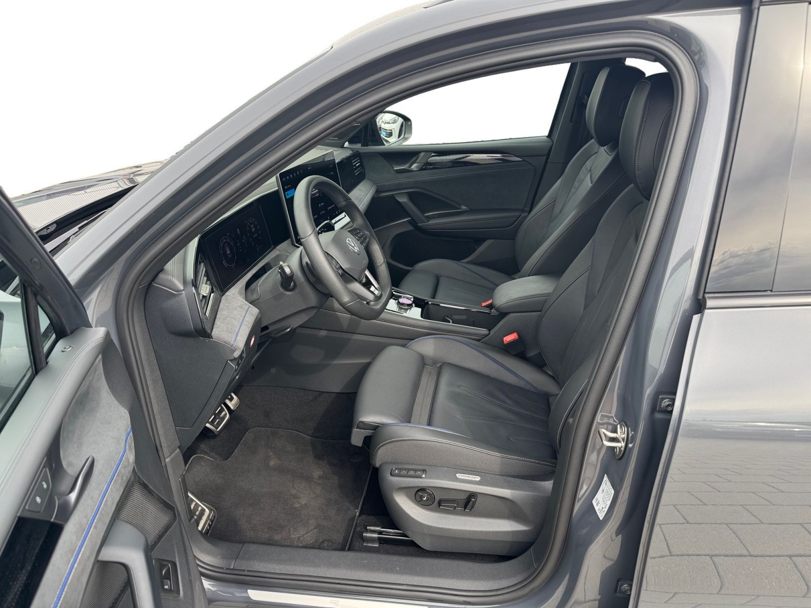 Volkswagen Tiguan R-Line 2.0 TSI 4M DSG, 5J.Gar./Black Styl