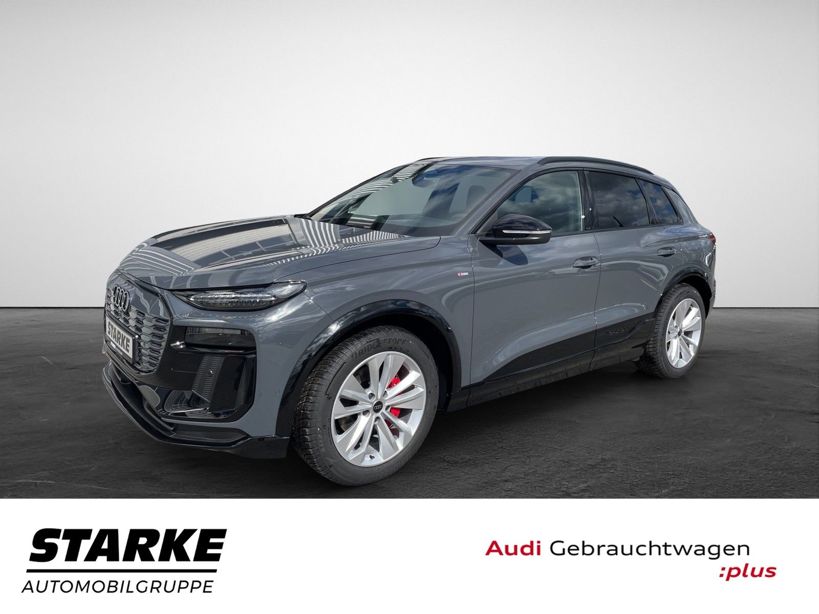 Audi Q6 e-tron quattro S line edition one grey  HeadU