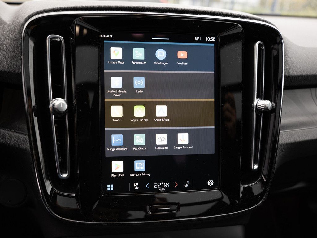 Volvo XC40 Ultimate Recharge Pure Electric AWD PANO