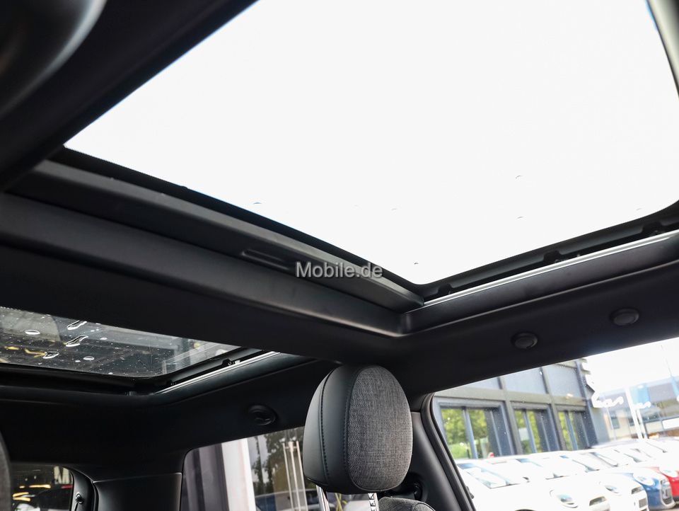 MINI Cooper SE Classic - Samsaru's Car Outlet