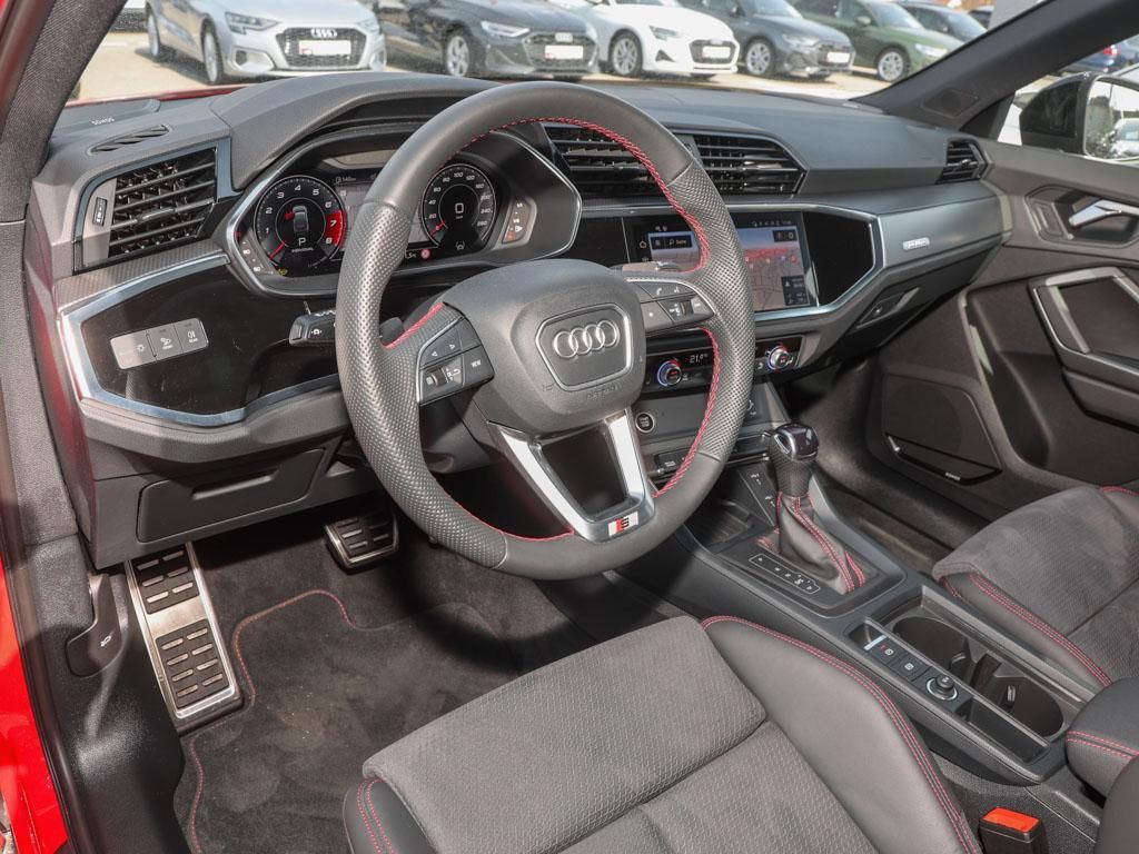 Audi Q3 Sportback S-line 45 TFSI quattro MATRIX+PANO