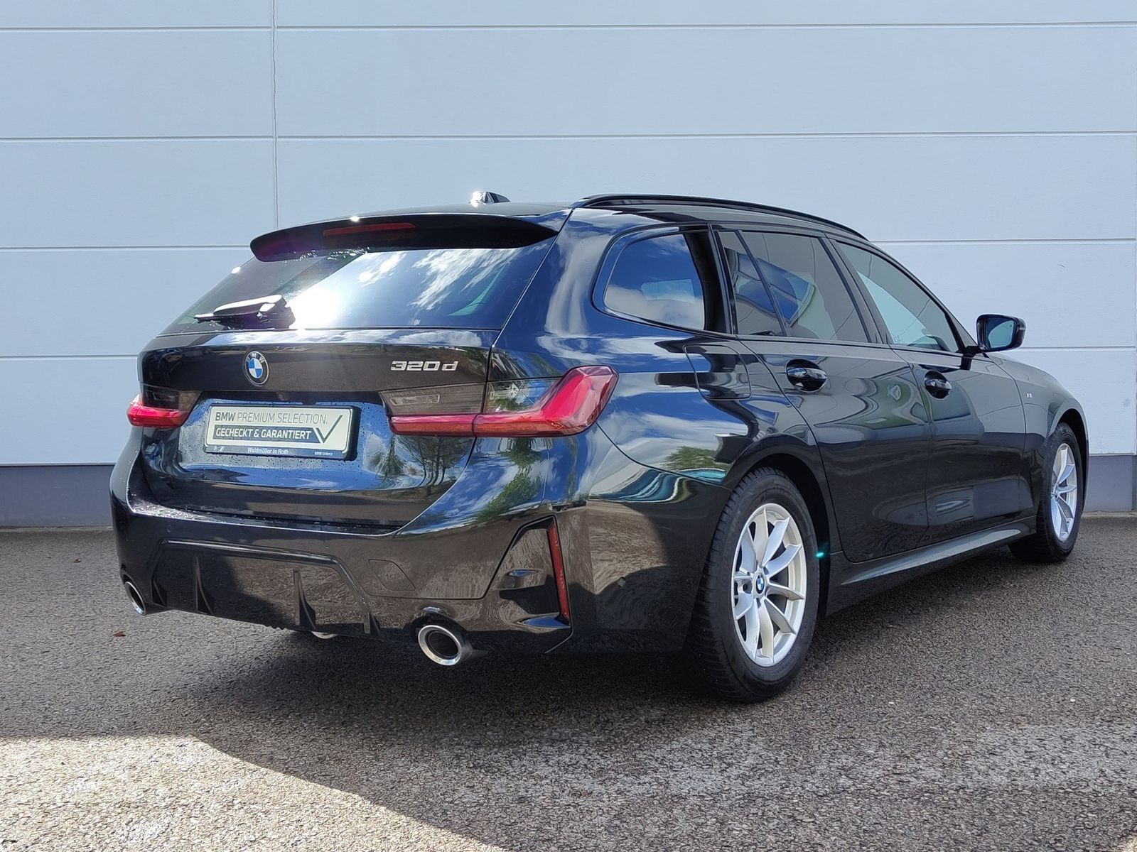BMW 320d Touring M Sportpaket - Samsaru's Car Outlet