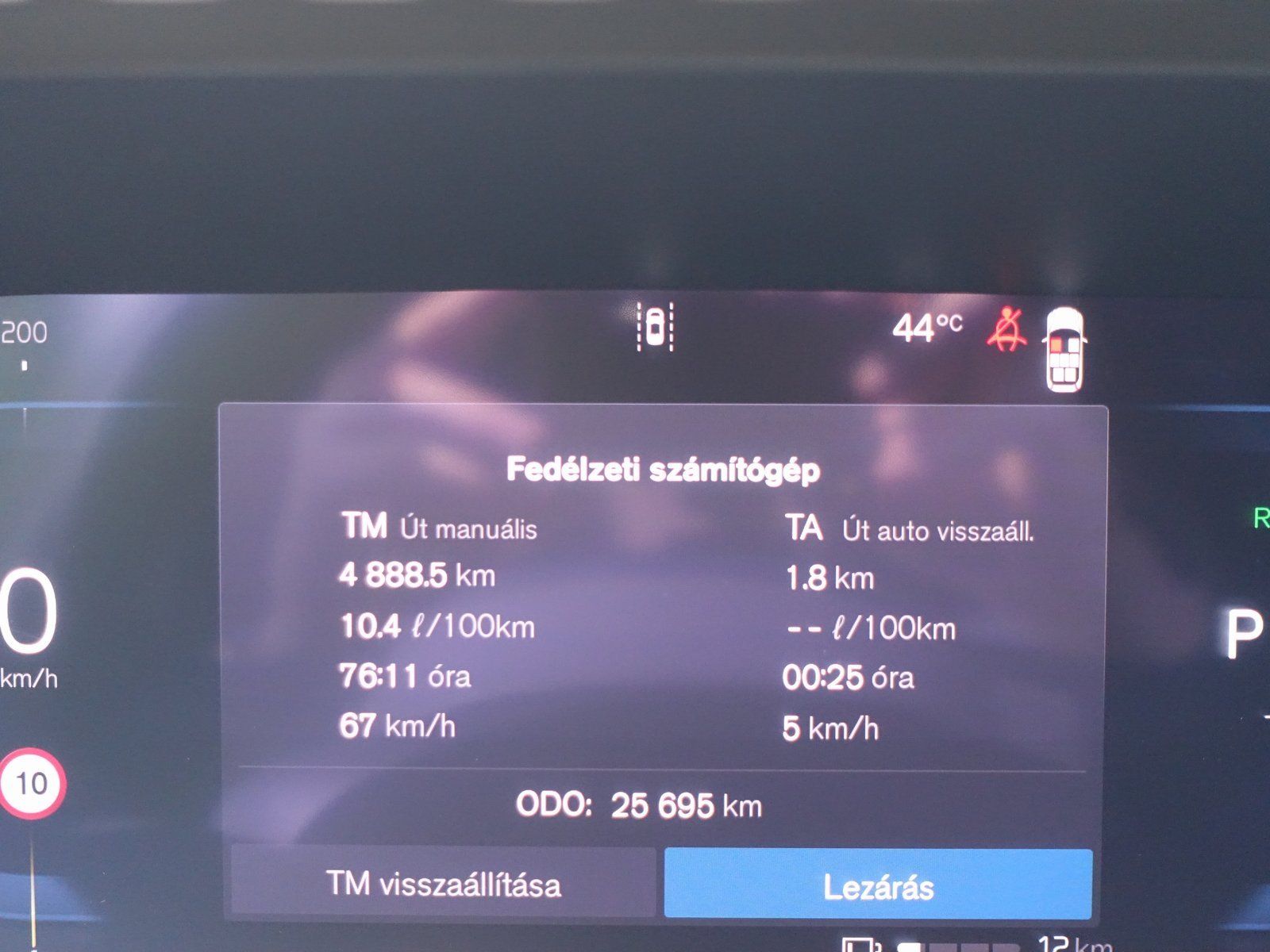 Volvo XC90 Ultra Dark T8 AWD Plug-in Hybrid - Samsaru's Car Outlet