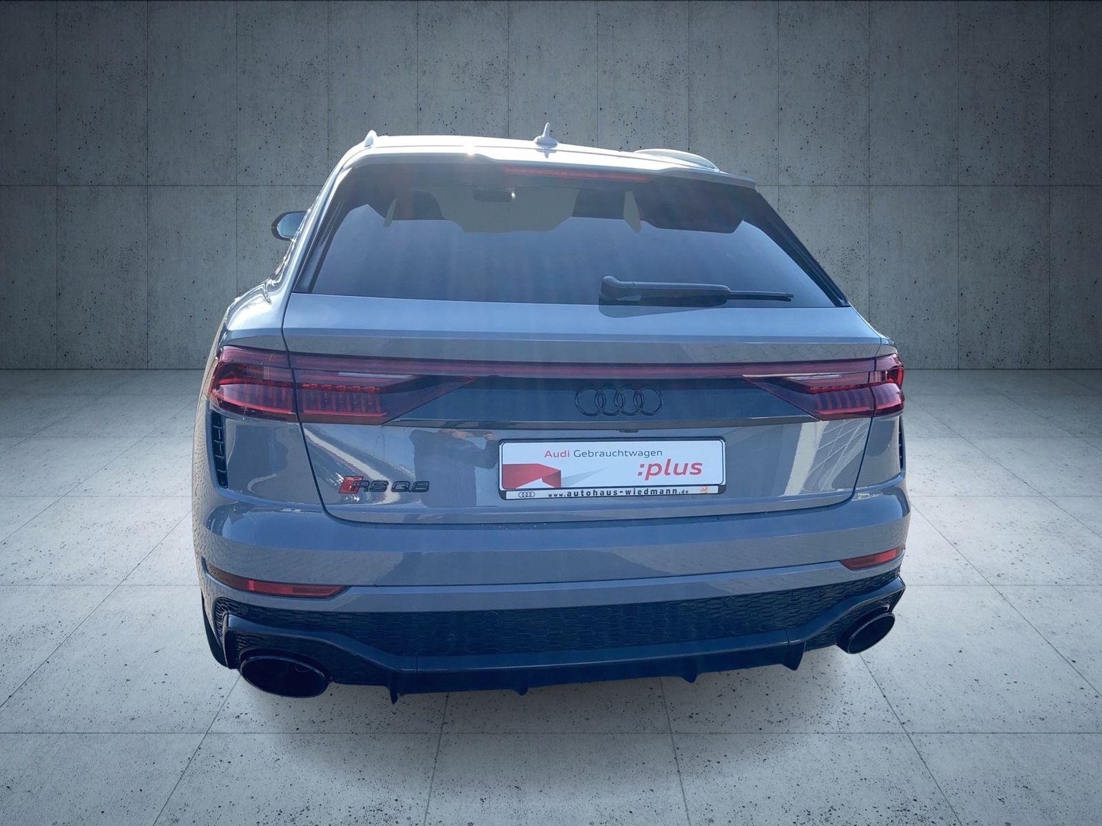Audi RS Q8 SUV tiptr Matrix Pano HUD AHK 360 3xKlima