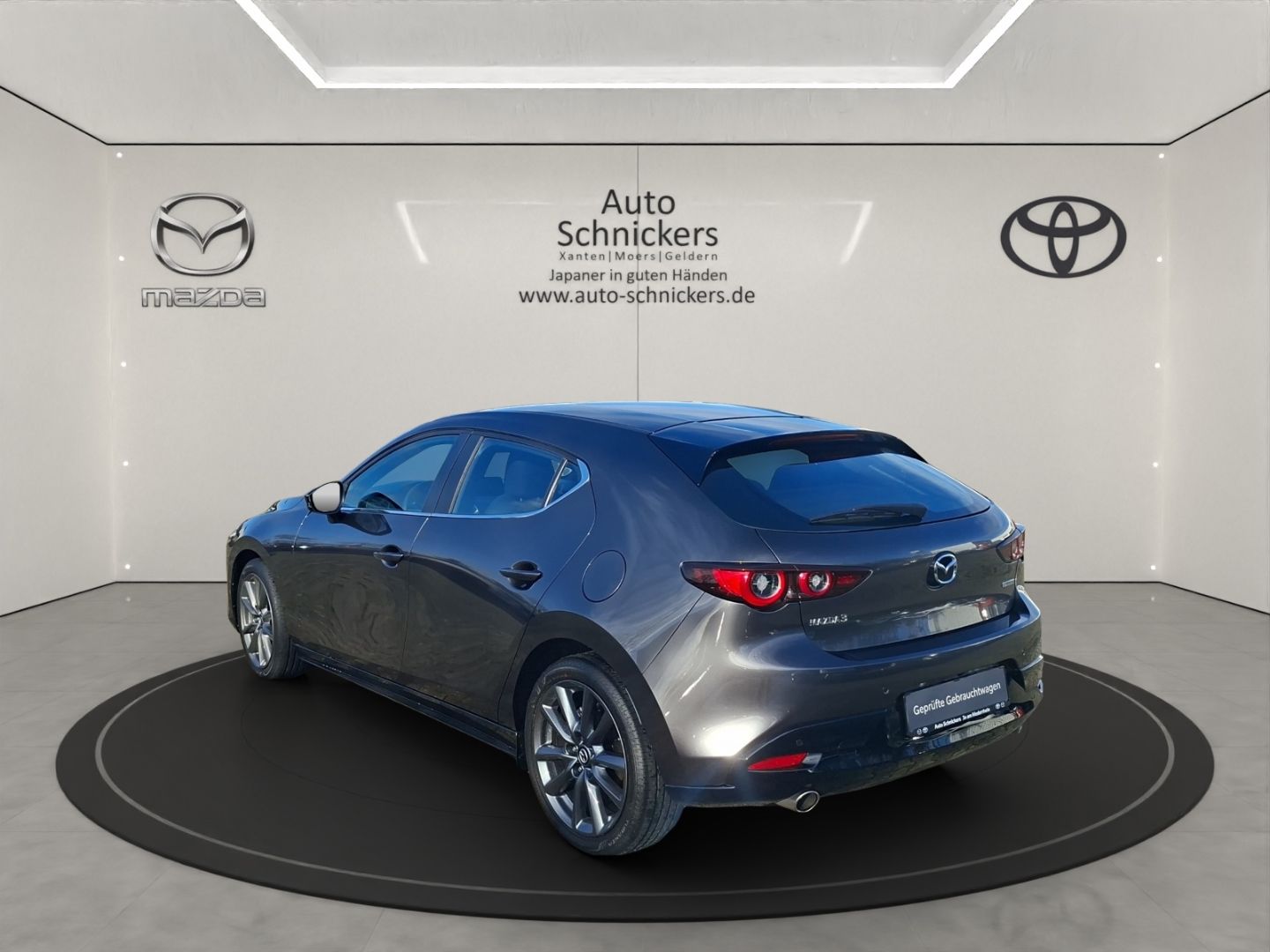 Mazda 3 SKYACTIV-G EXCLUSIVE-LINE+KAMERA !!