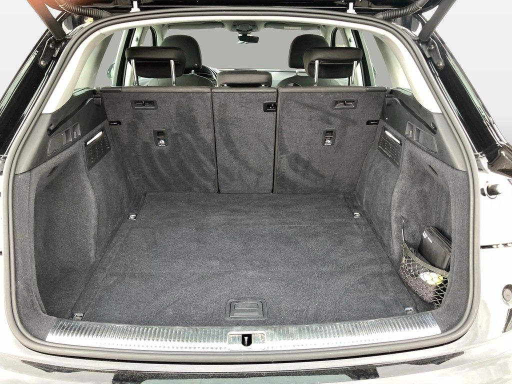 Audi Q5 35 TDI Tiptronic - Samsaru's Car Outlet