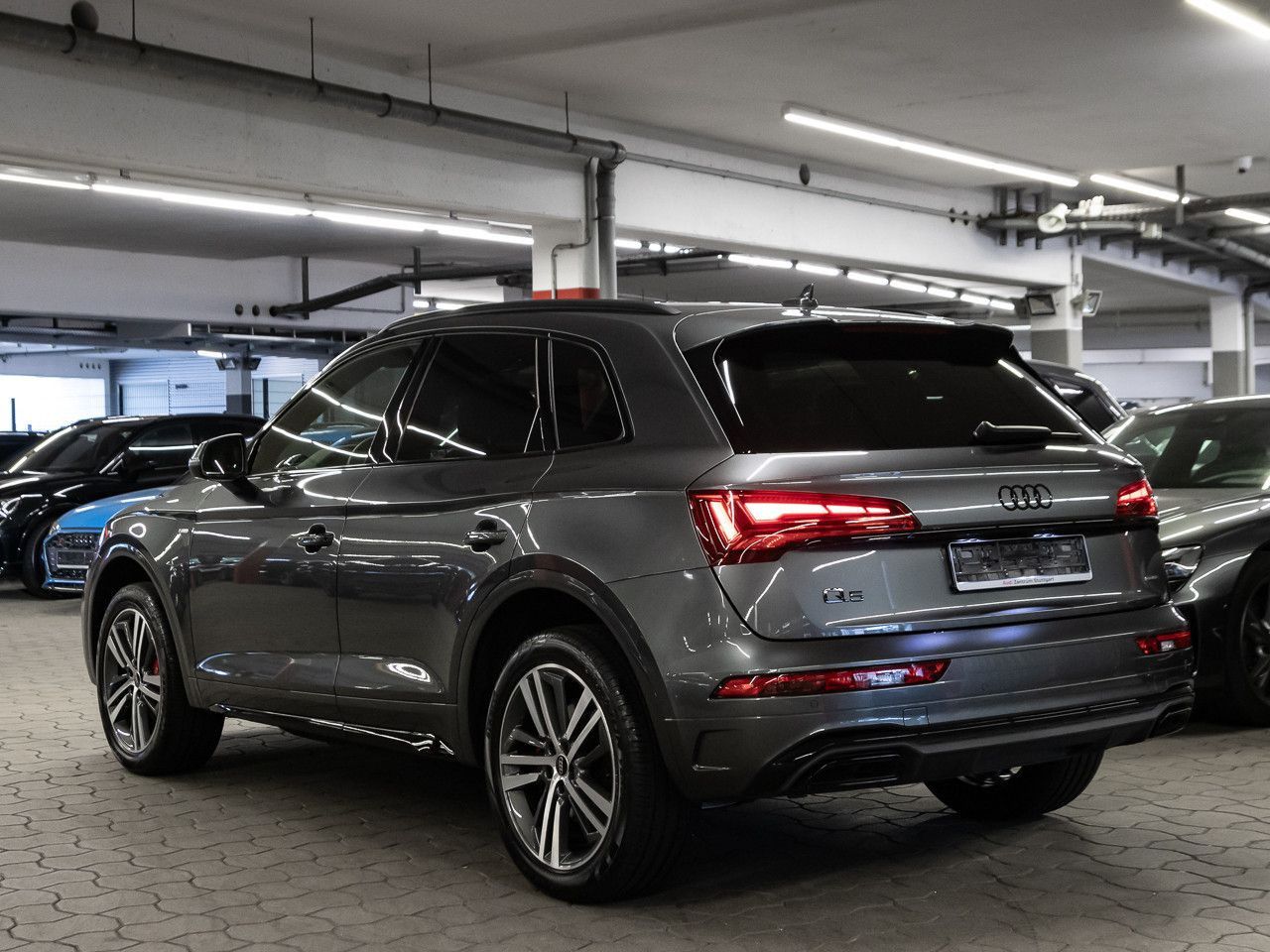 Audi Q5 40 TFSI quattro S line AHK Matrix Pano Kamera