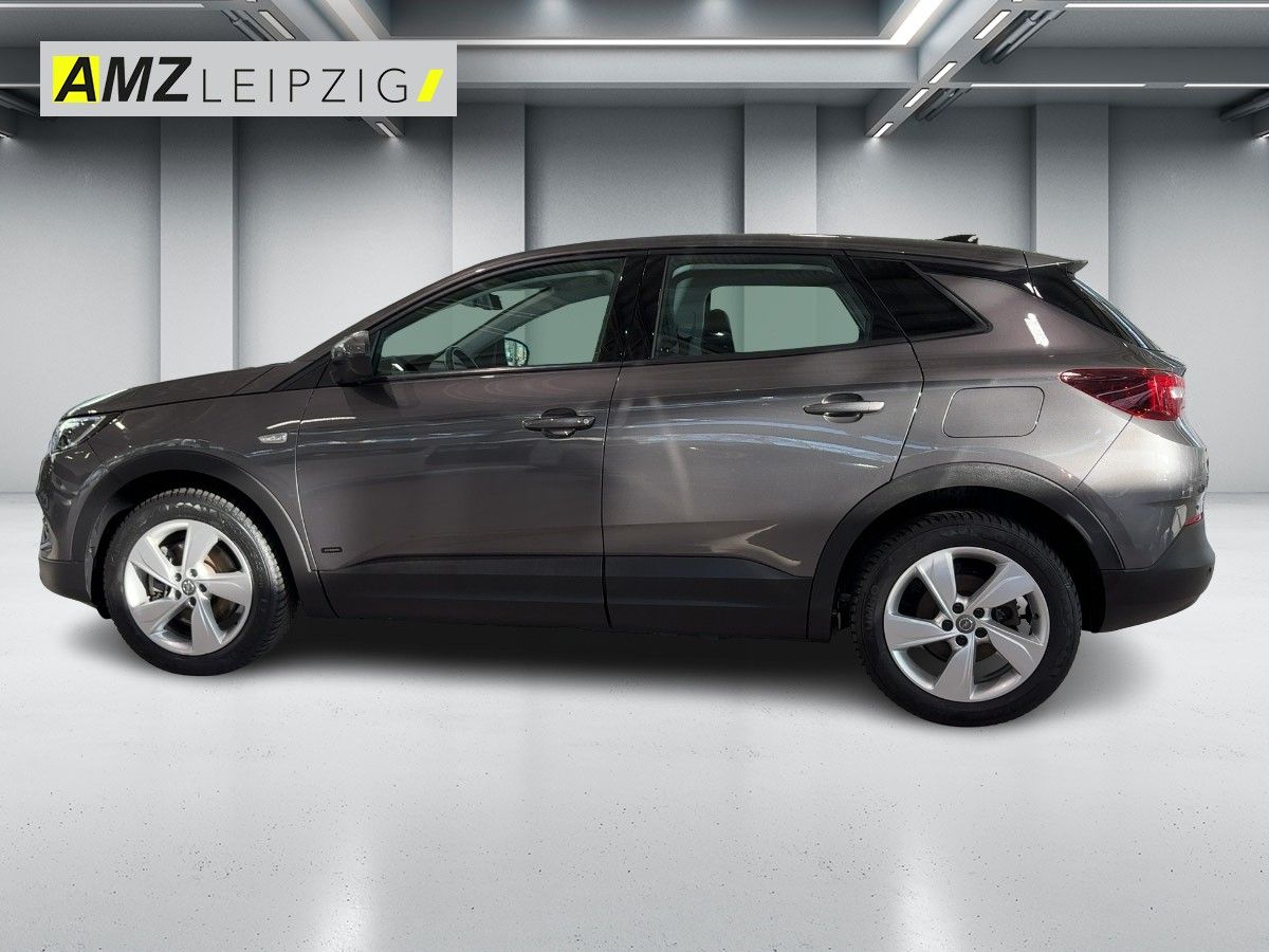 Opel Grandland 1.6 Turbo Edition - Samsaru's Car Outlet