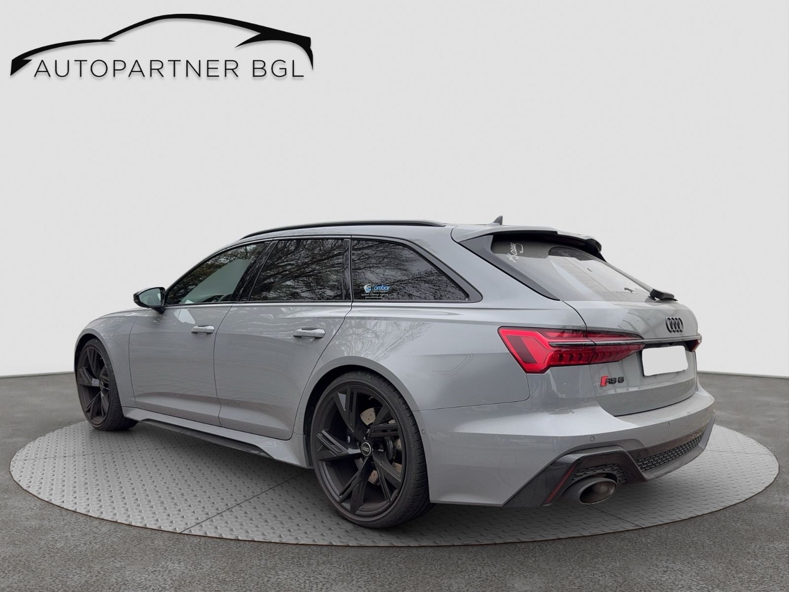 Audi RS 6 Avant 4.0 TFSI quattro Matrix Pano Soundsy.